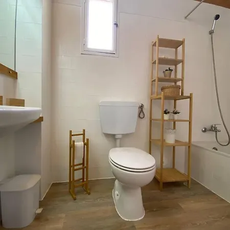 With Great Sea View, Near The Beach, With Ac And Pools *